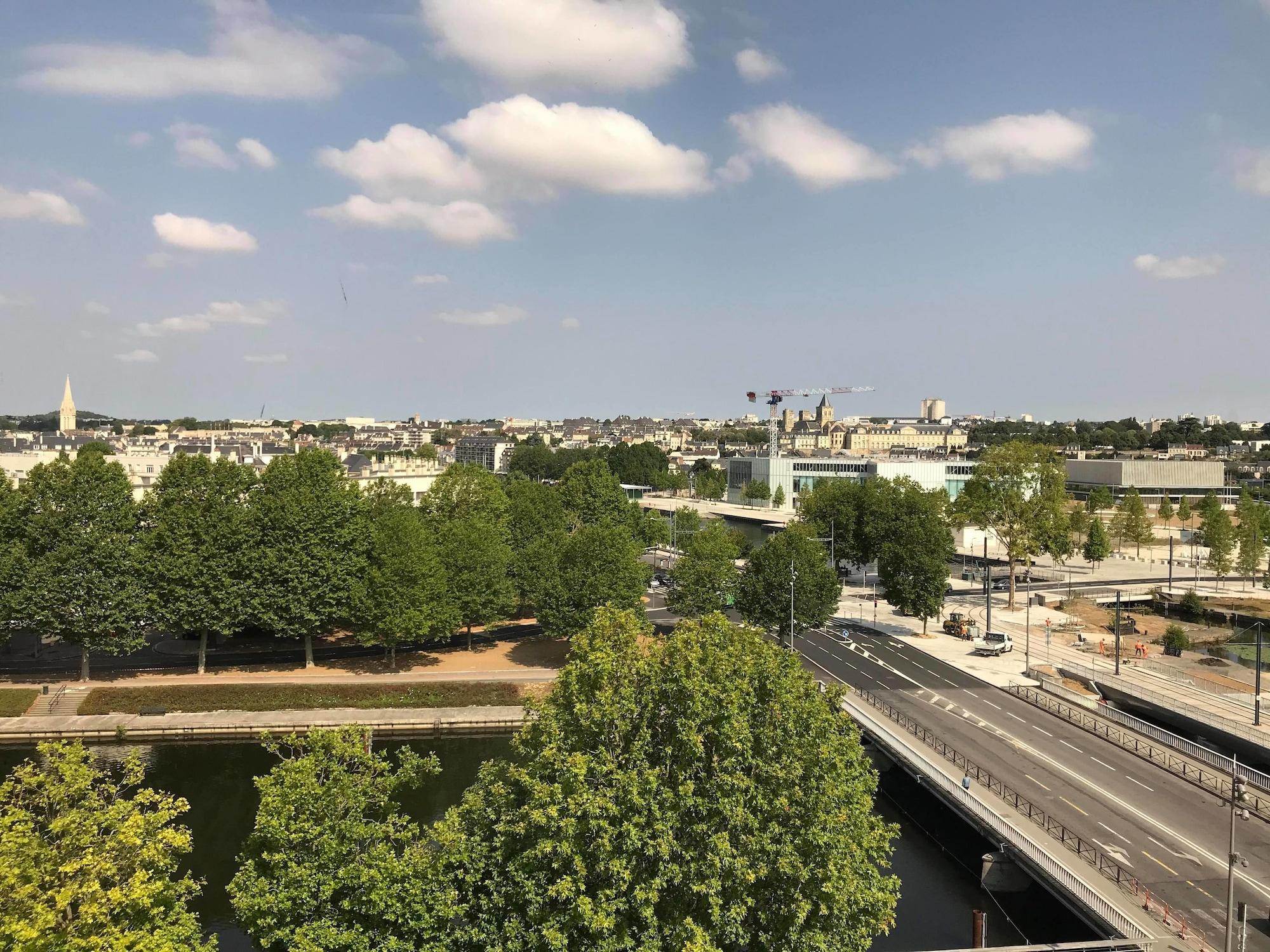 Ibis Styles Caen Centre Gare Hotel Bagian luar foto